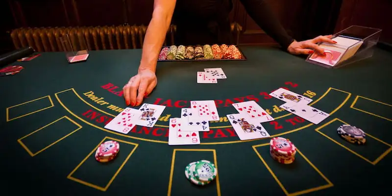 Cách chơi blackjack đơn giản với tỷ lệ thắng cao